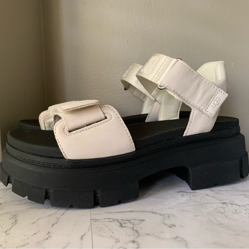 Ugg Ashton Lug Ankle Sandals - Jasmine Women Size 10 - Picture 2 of 8